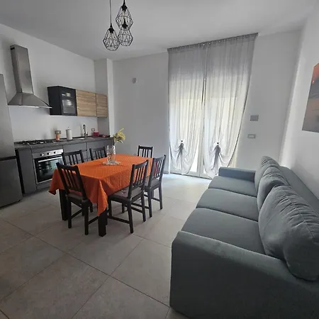 Apartment A Due Passi Dal Mare *